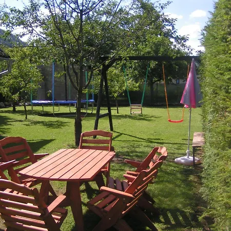 シャレー Matej *